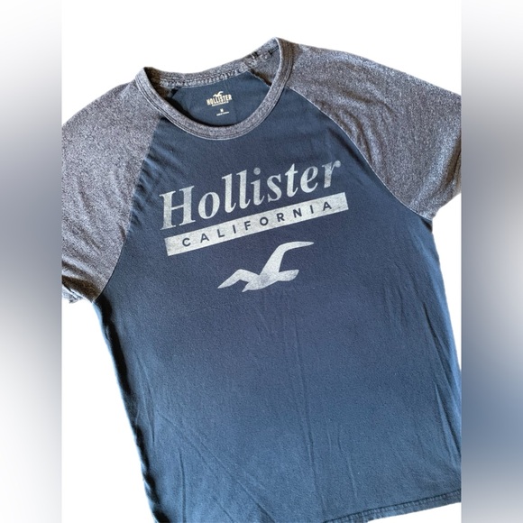 Hollister Raglan Baseball Tee - Picture 1 of 1